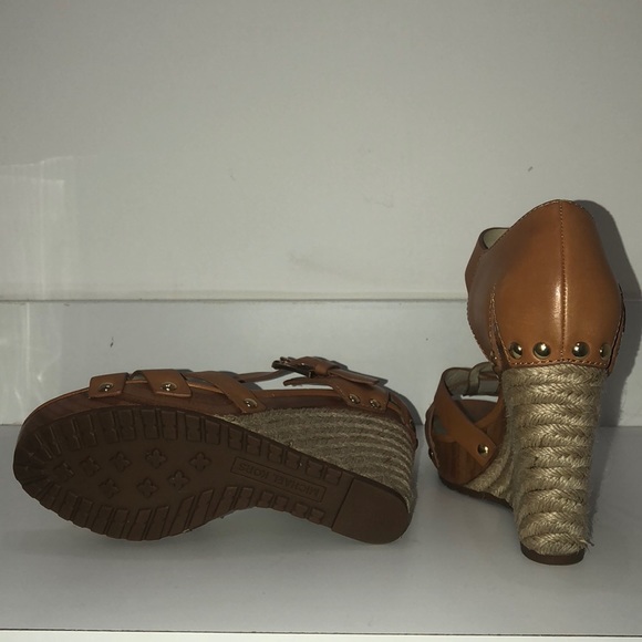 Micheal Kors limited edition “Jet Set” Wedge. - Picture 4 of 4